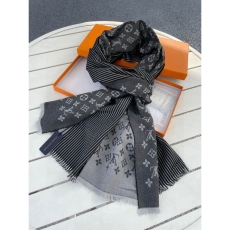 Louis Vuitton Scarf